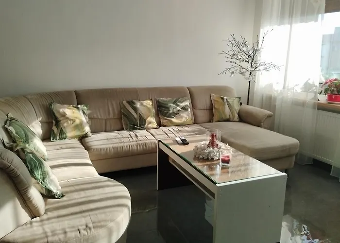 Irena بينيسوف